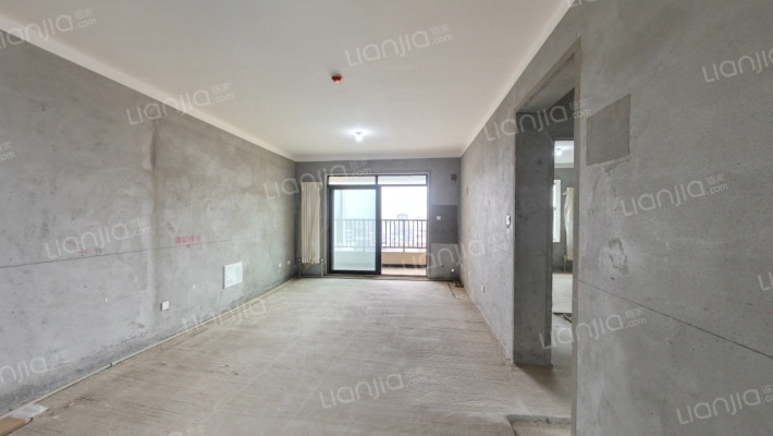 新惠华府二手房实景图