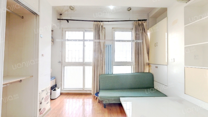 一品中央二手房实景图