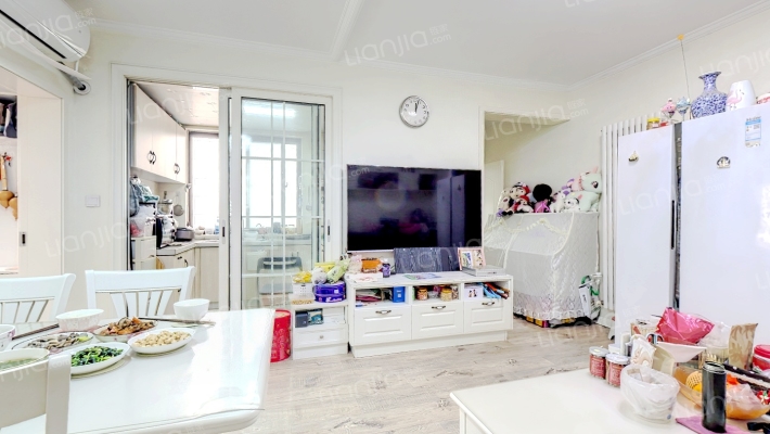 盛润锦绣城西院二手房实景图