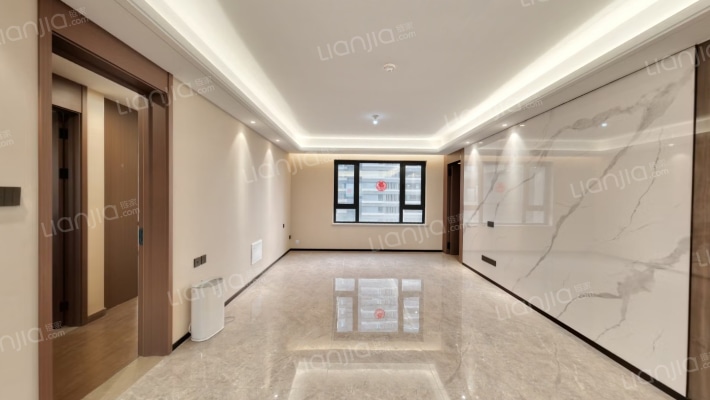 招商龙湖东望府二手房实景图