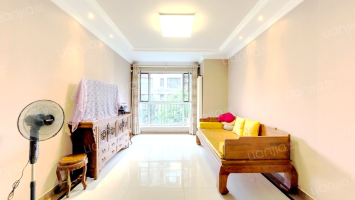 富力华庭苑西区二手房实景图