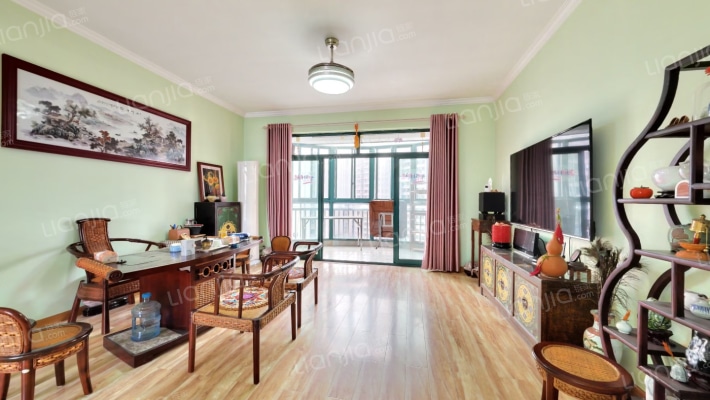 中一花园二手房实景图