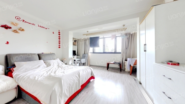 彭豪公寓二手房实景图