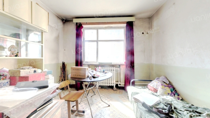 制药厂宿舍二手房实景图