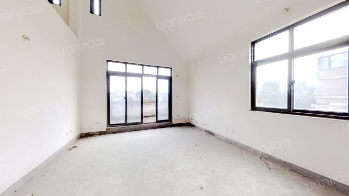 兰郡九里澜溪谷二手房实景图