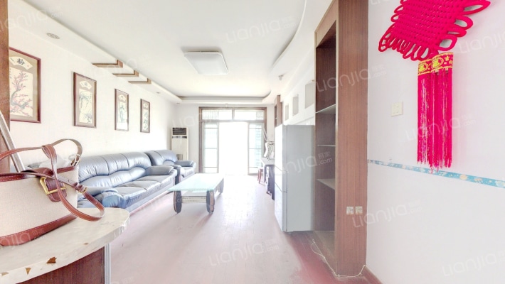 橘郡万绿园二手房实景图