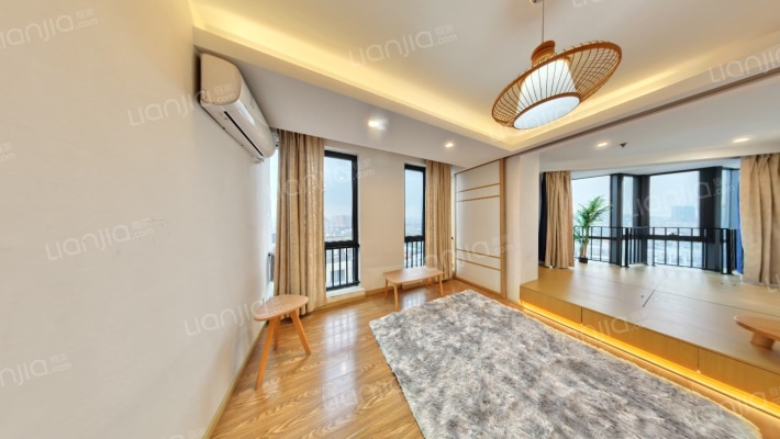 花样年喜年中心二手房实景图