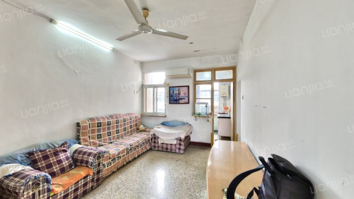 劳动路44号院二手房实景图