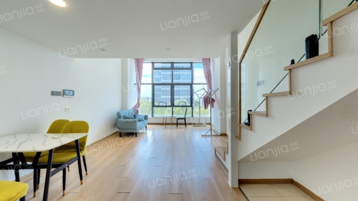 WE+社区二手房实景图