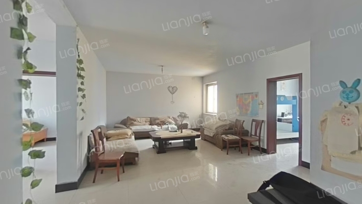 新成佳苑二手房实景图