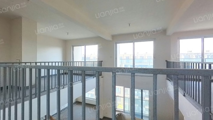 滨江公园壹号二手房实景图