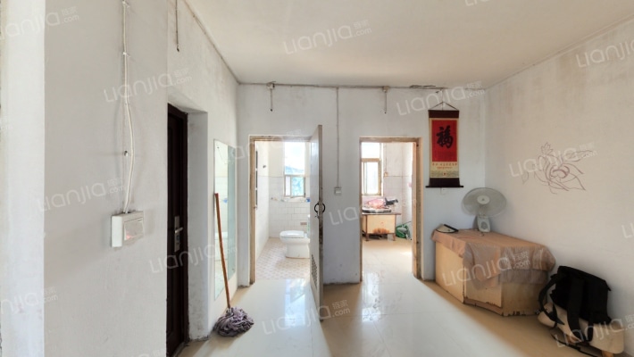 东闸口街33号院二手房实景图