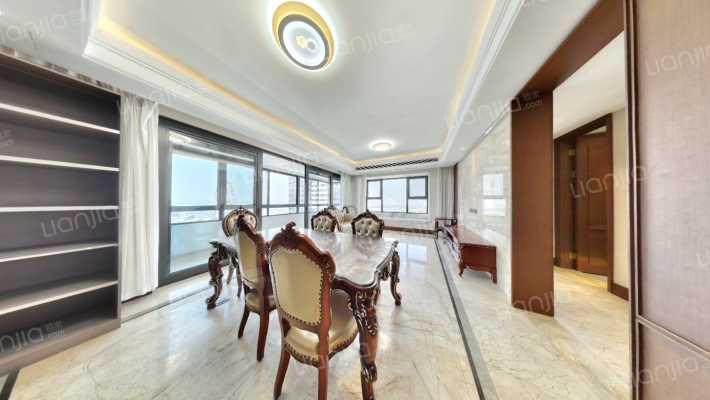 天鹅堡花园二手房实景图