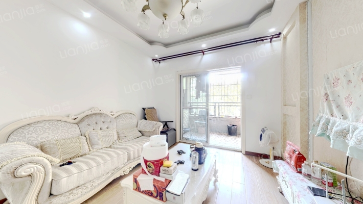 中大长江紫都四期二手房实景图