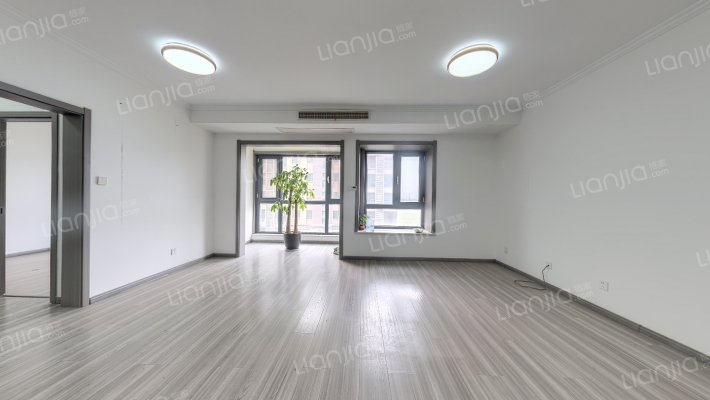 龙记玖玺二手房实景图