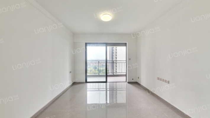 中建映湖万黛二手房实景图