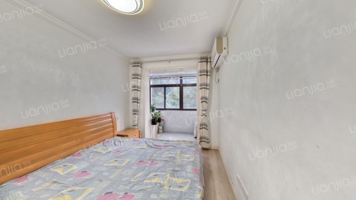 中央路（玄武）二手房实景图