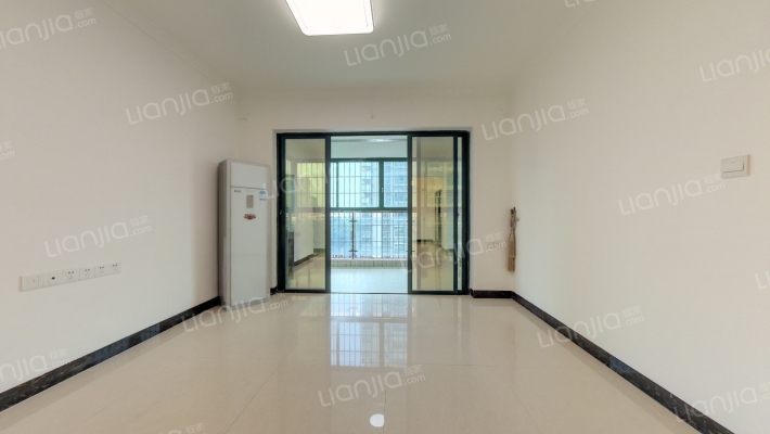 骏辉雅苑二手房实景图