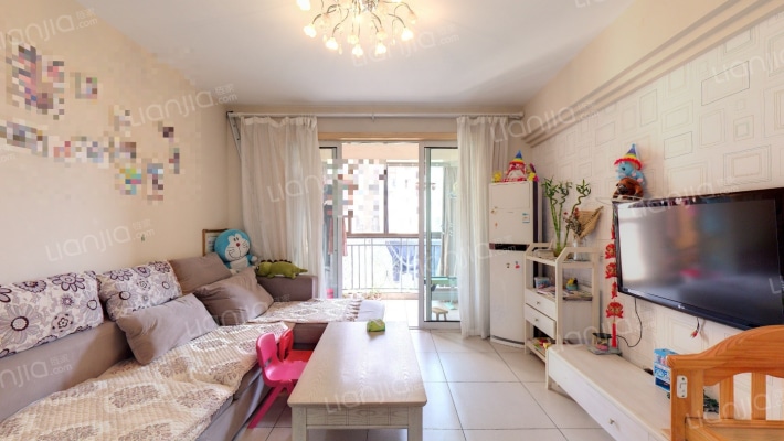 金色湖滨二手房实景图