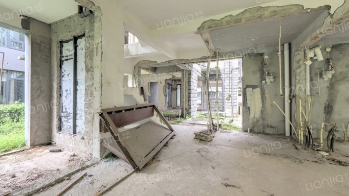 万达城依山墅二手房实景图