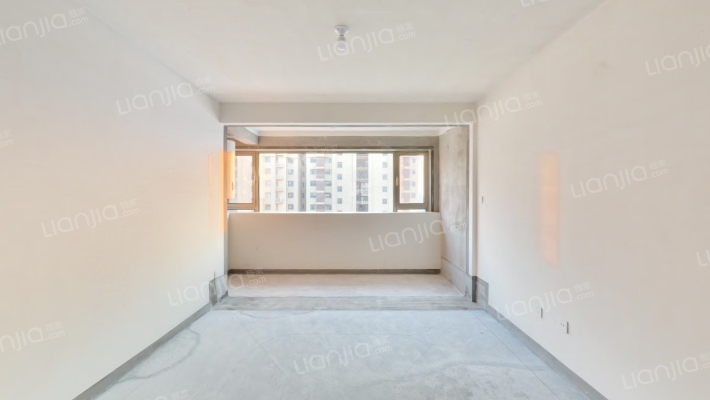 山水泉城尚城二期二手房实景图