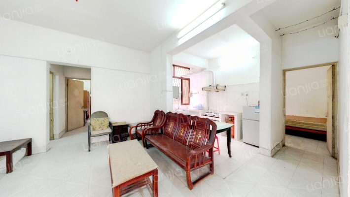 凤山中路二手房实景图