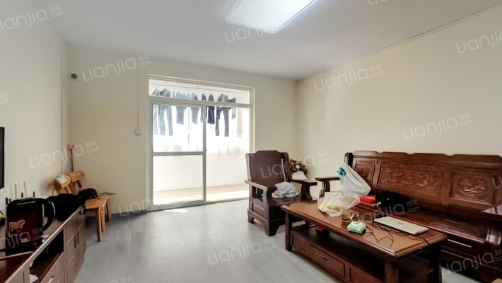 广西师范大学育才校区东院第三期教职工住宅二手房实景图