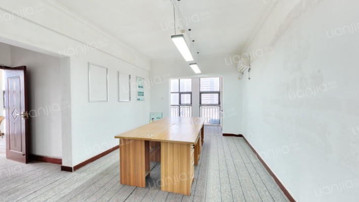 时代温泉公寓二手房实景图