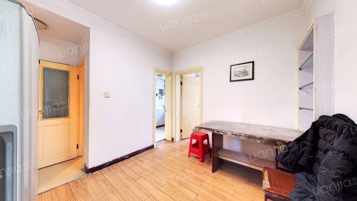 南门新村二手房实景图