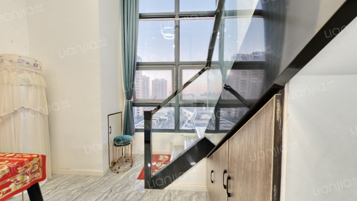 沪润星城二手房实景图