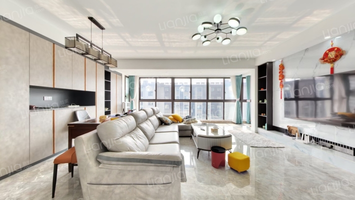 品著华庭二手房实景图