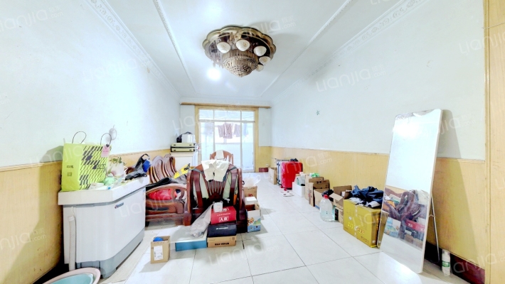 弓背街24号院二手房实景图