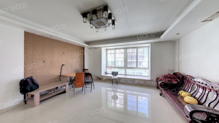 书馨苑二手房实景图