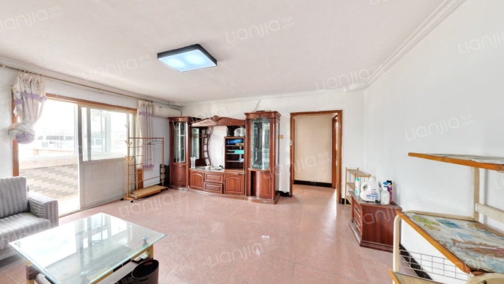 育新嘉园二手房实景图