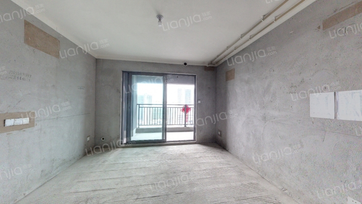 港龙美的云筑北区二手房实景图