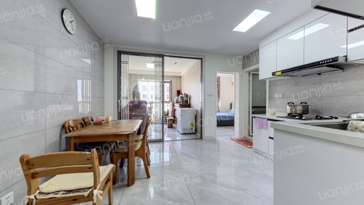 隆成壹品四期二手房实景图