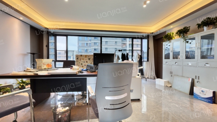 隆基泰和·云玺领峯二手房实景图