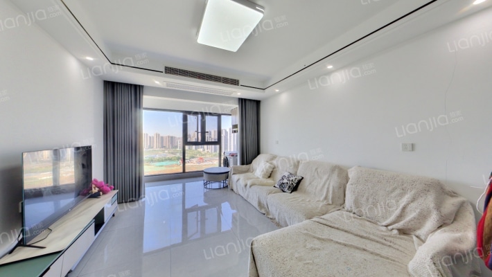 招商樾望二手房实景图