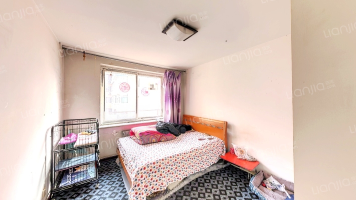 牛心屯三路二手房实景图