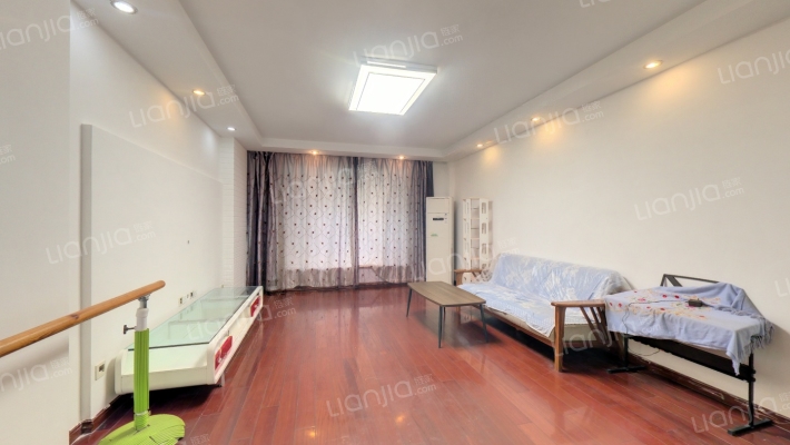 宝龙花园二手房实景图