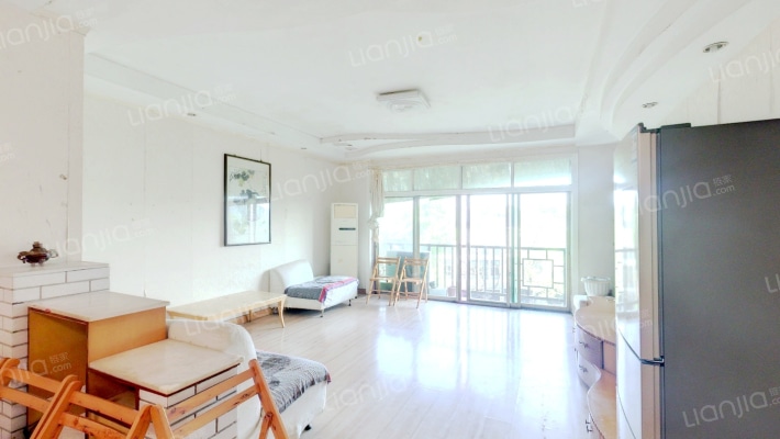 京电花园二手房实景图