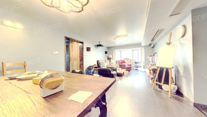 虹景花苑二手房实景图