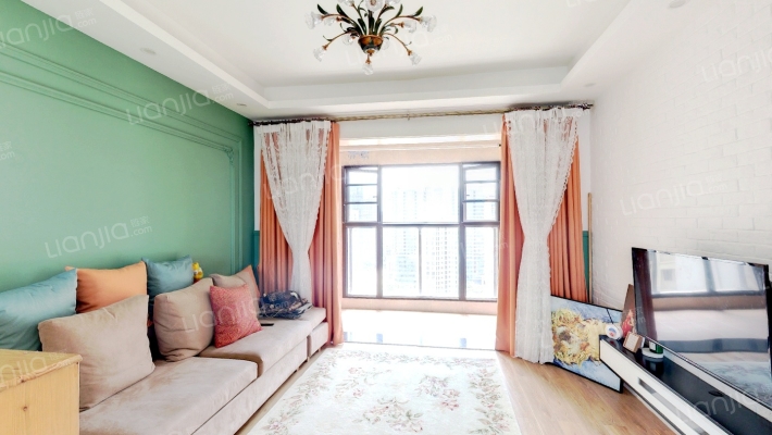 绿地香树花城C区二手房实景图