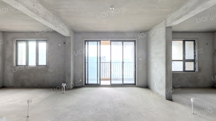 南方豪庭二手房实景图