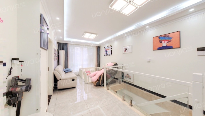 龙惠万嘉二手房实景图