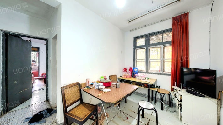 望湖新苑二手房实景图