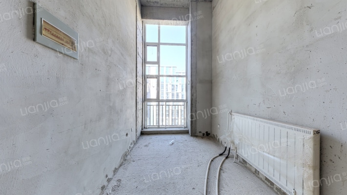 新领公馆二手房实景图