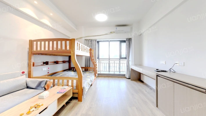 绿地海珀天润二手房实景图