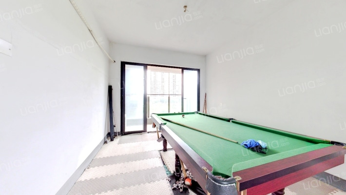 星河丹堤S2区二手房实景图