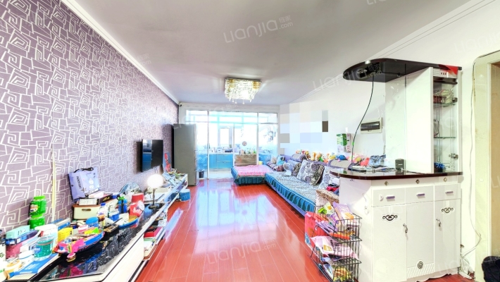 锦江花园五区二手房实景图